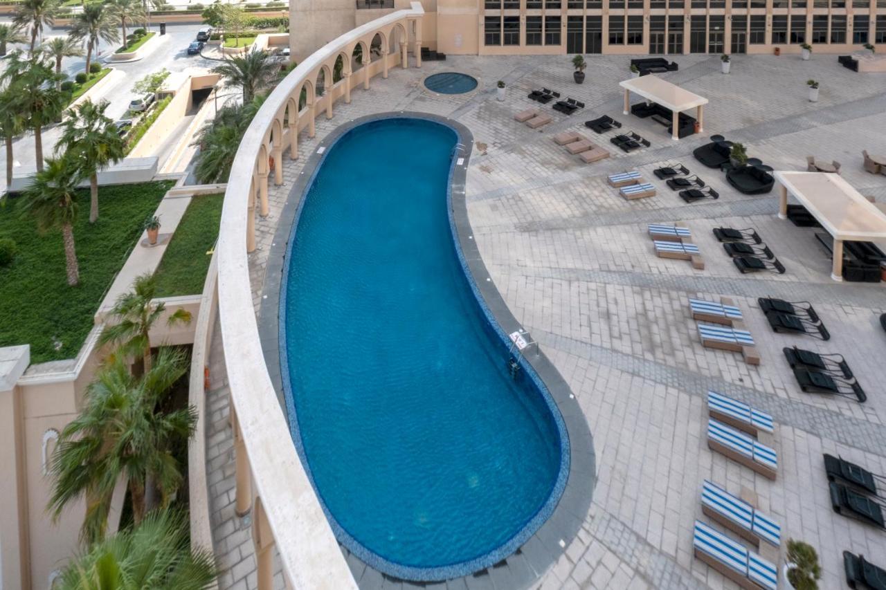 Al Gassar Resort Доха Екстериор снимка
